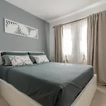Sara's Paradise Κοραλέχο